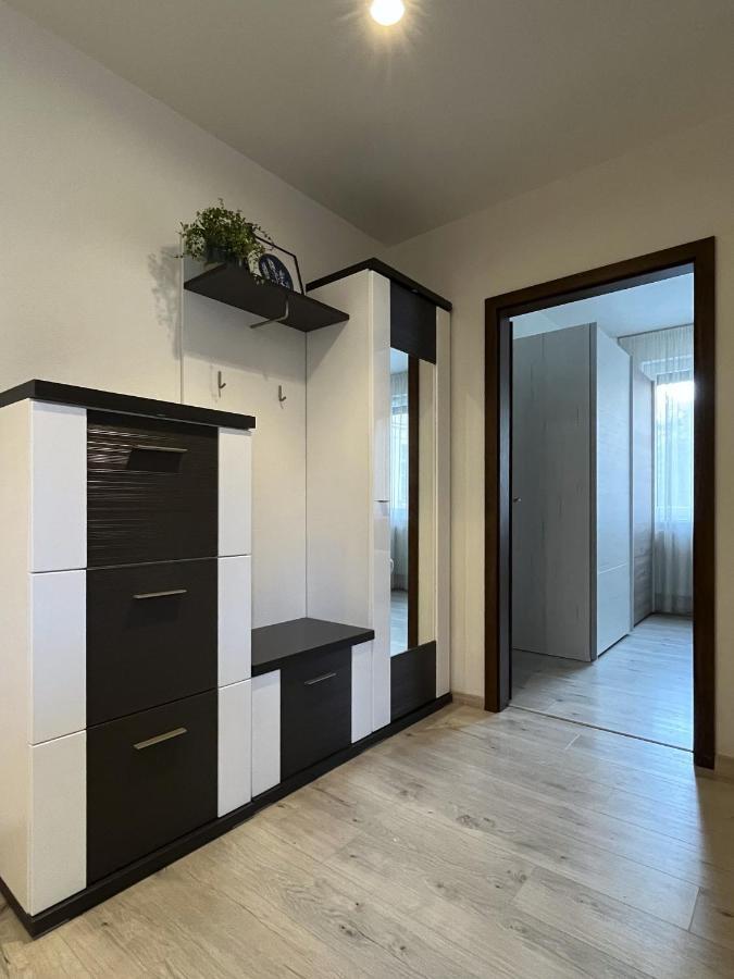 Elegant Escape Apartment II - City Centre براتسيلافا المظهر الخارجي الصورة